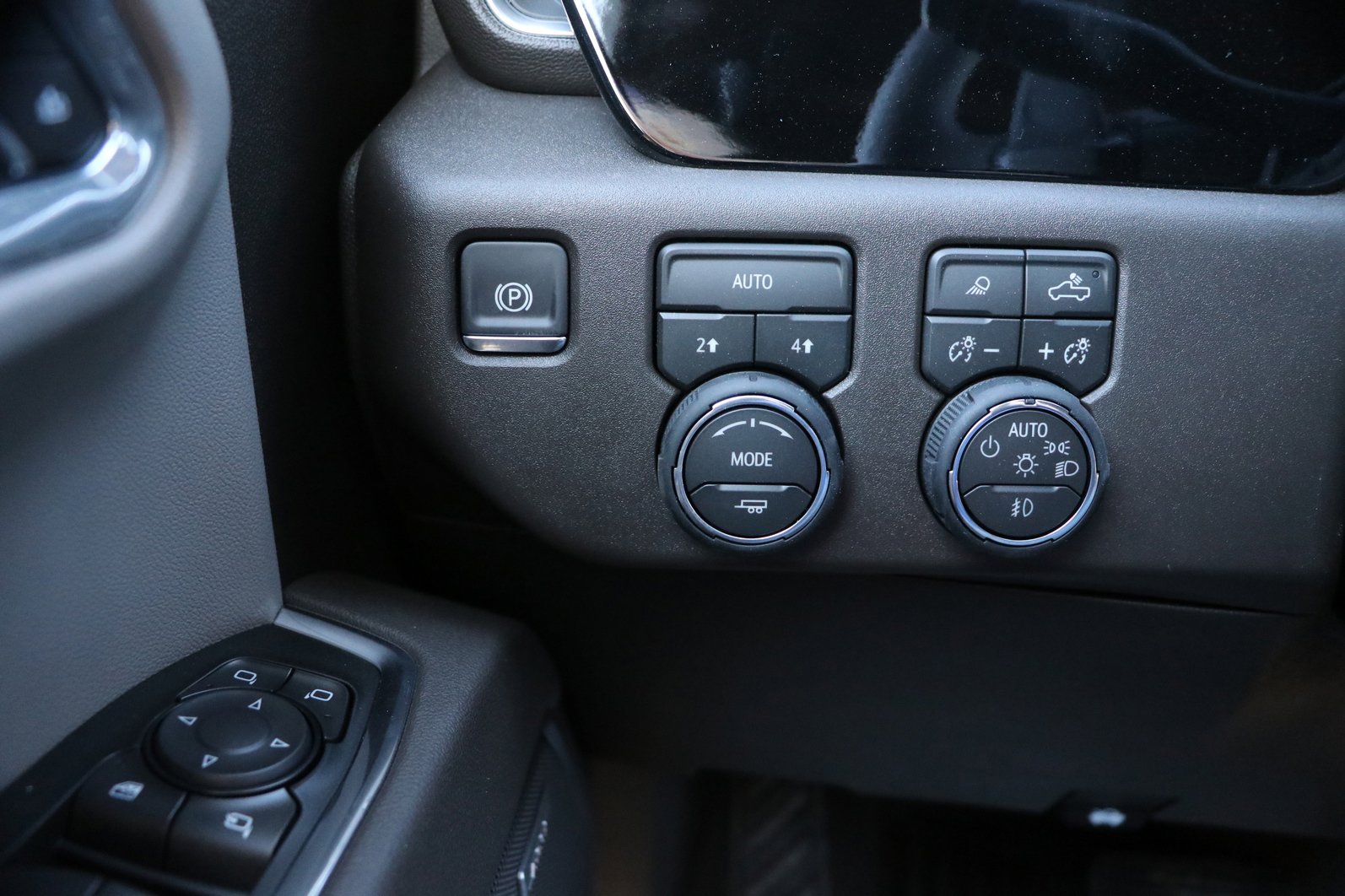 New 2026 Chevrolet Silverado 1500 LTZ w/ LTZ Convenience Package II image 12