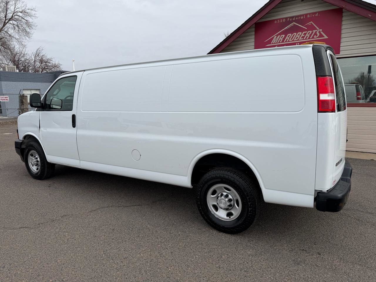 Used 2020 Chevrolet Express 2500 Extended w/ Communications Package image 6