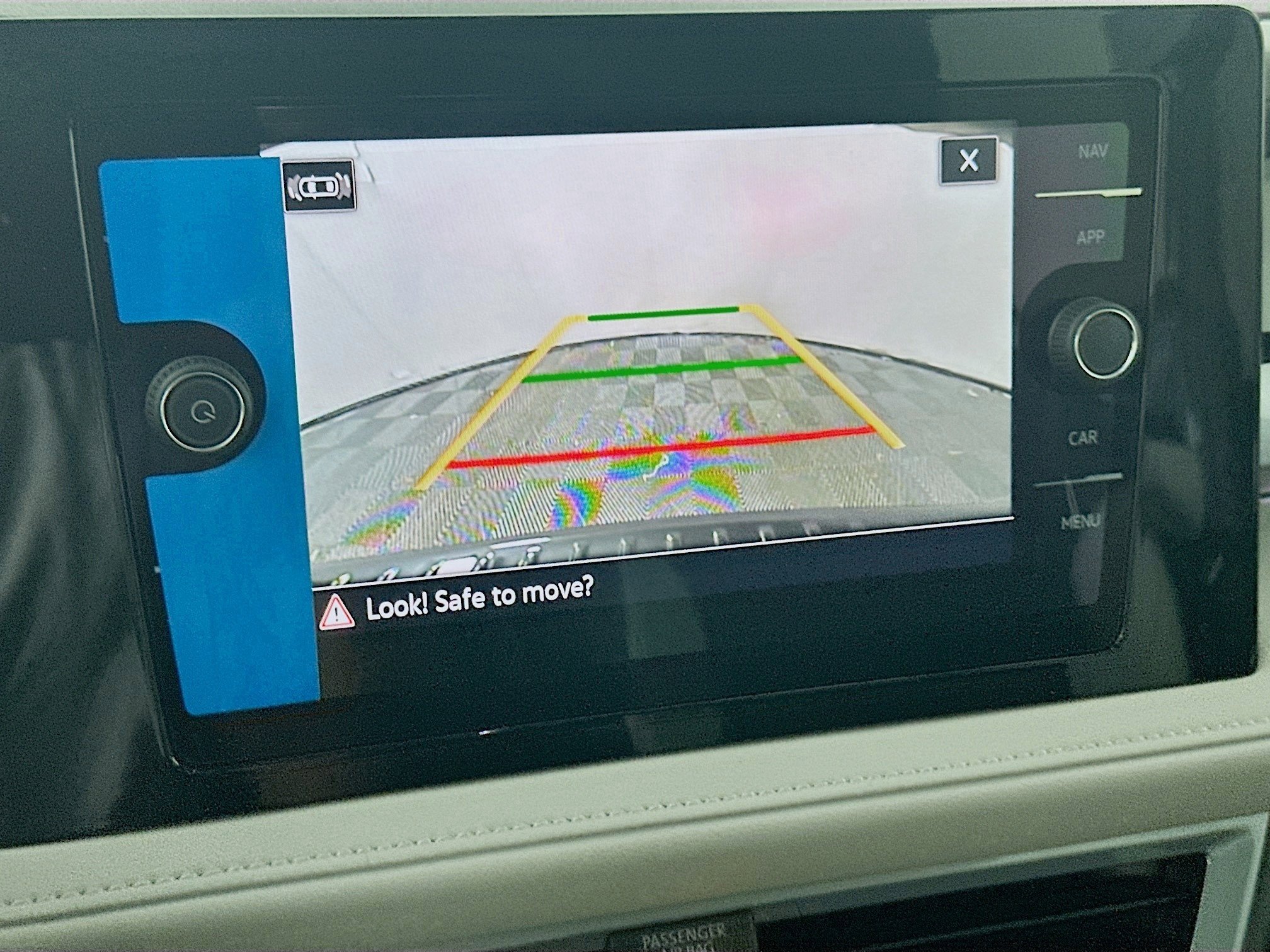 Certified 2025 Volkswagen Taos SEL image 11