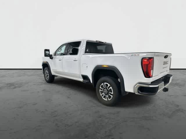 Used 2021 GMC Sierra 2500 SLE w/ SLE Value Package; AWD/4WD image 9