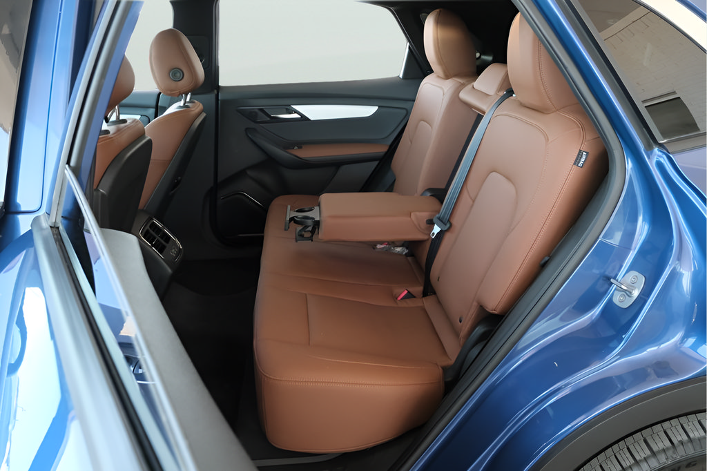 New 2025 VinFast VF 8 Plus AWD/4WD image 20