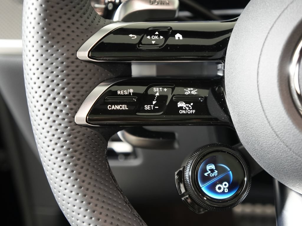 Certified 2026 Mercedes-Benz GLC 43 AMG 4MATIC image 19
