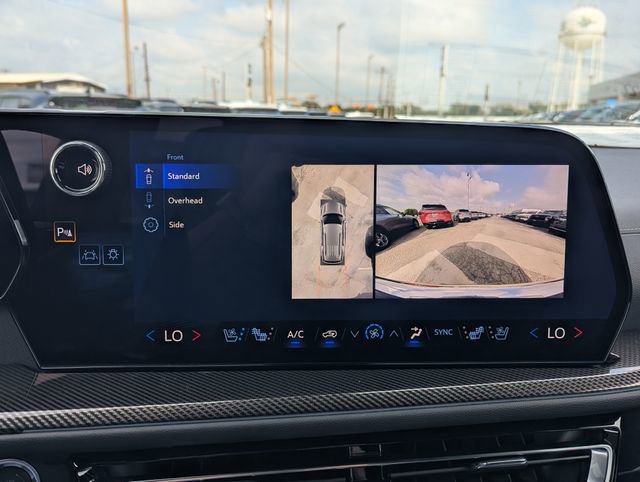 New 2026 Chevrolet Traverse High Country w/ LPO, Floor Liner Package image 23