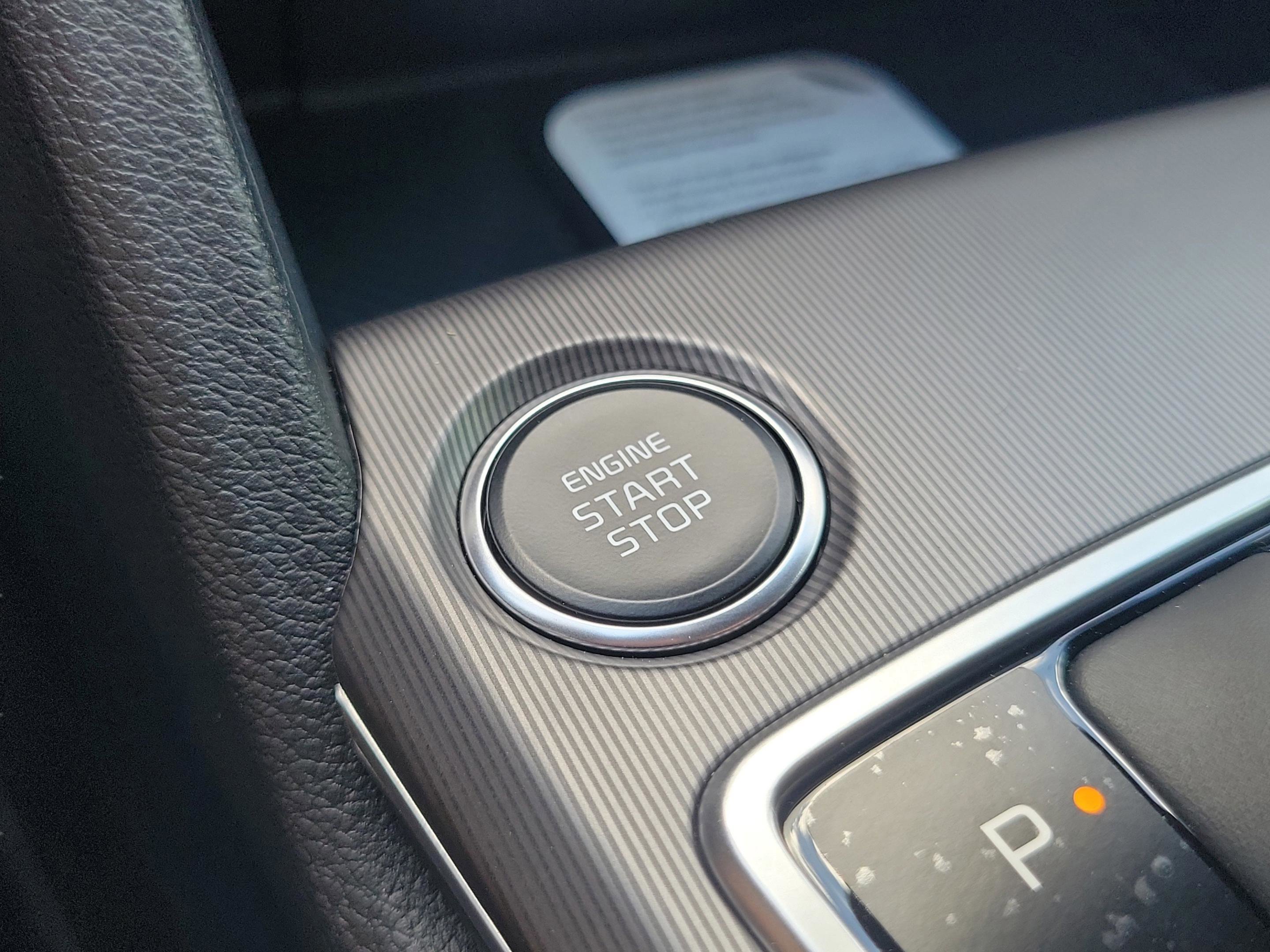 New 2026 Kia Sportage EX w/ EX Panorama Roof Package image 21