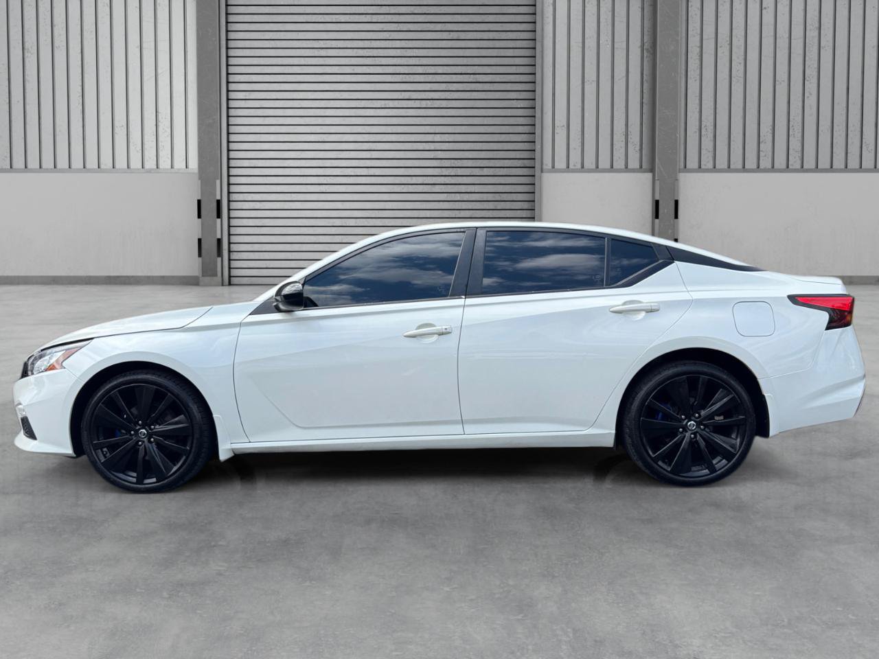 Used 2020 Nissan Altima 2.5 SR AWD/4WD image 30
