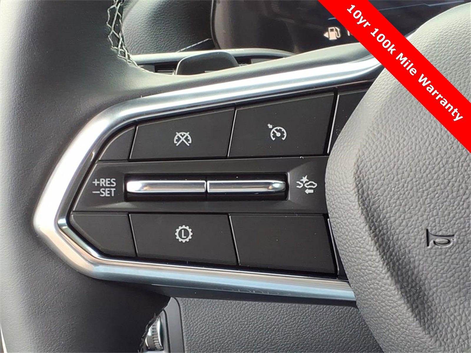 New 2026 Chevrolet Traverse LT w/ Midnight/Sport Edition image 24