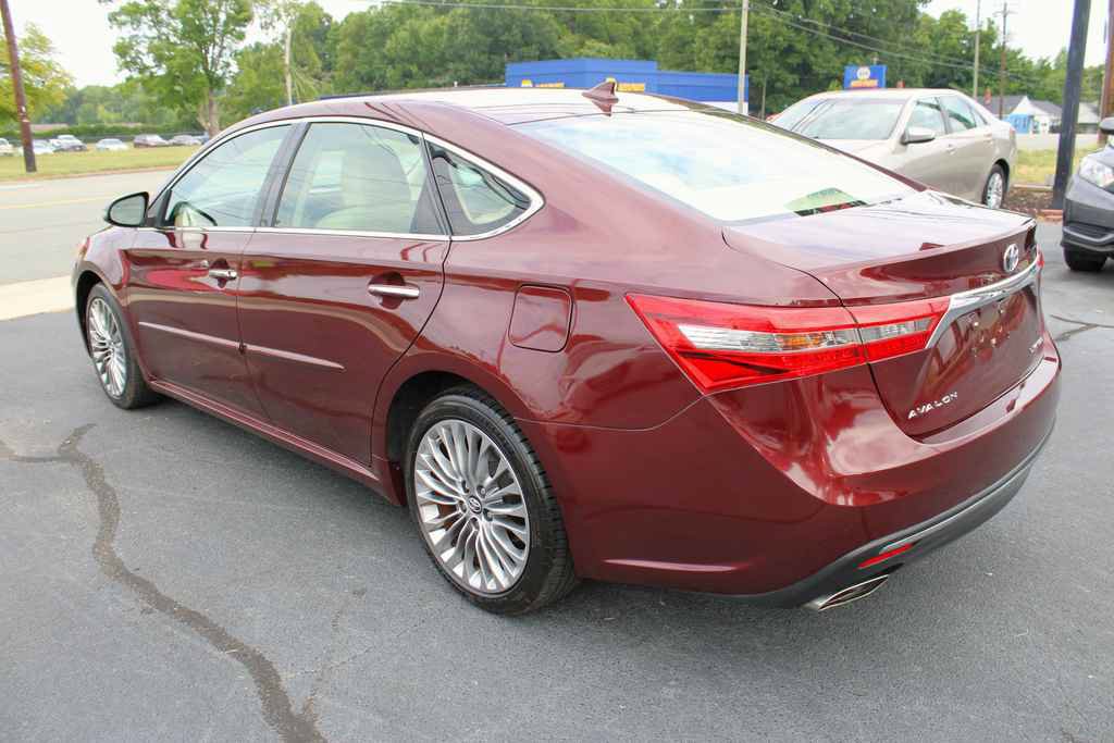 Used 2016 Toyota Avalon Limited w/ Protection Package FWD image 8