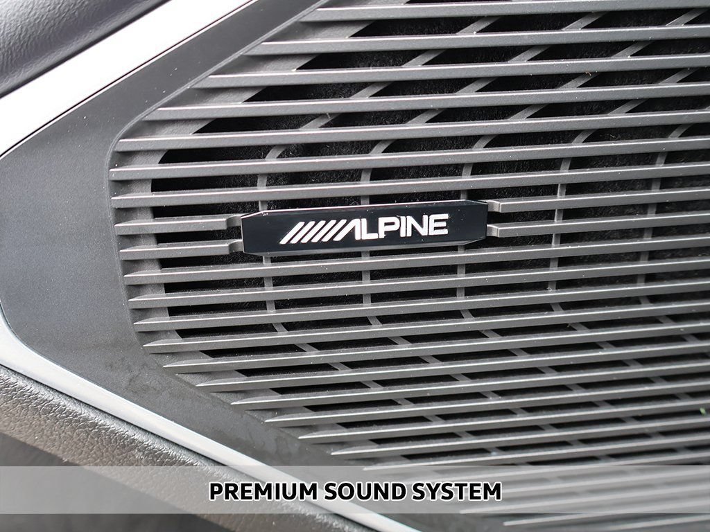 Used 2022 Jeep Wagoneer Series II w/ Premium Group I AWD/4WD image 5