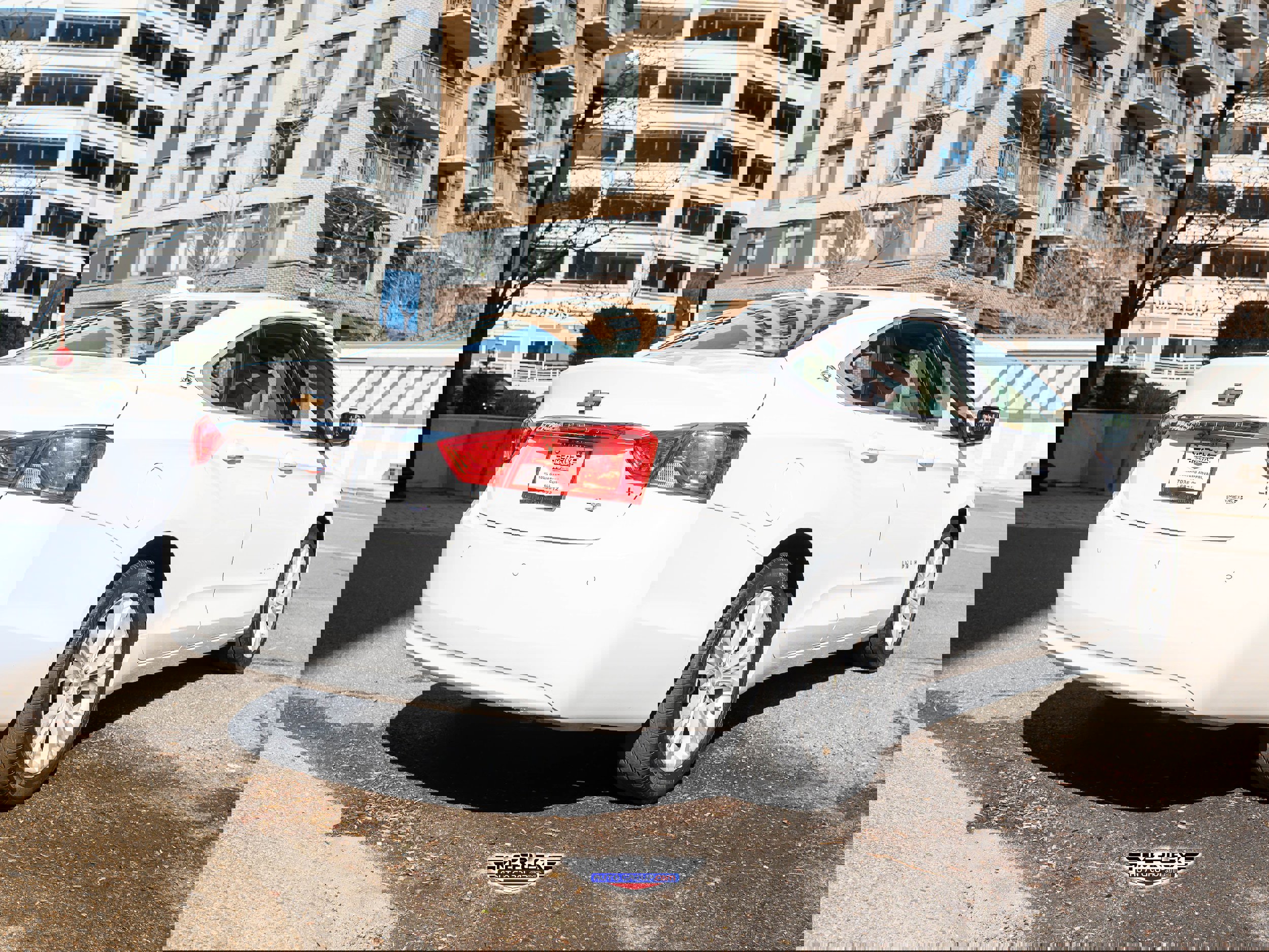 Used 2015 Chevrolet Impala LT w/ Convenience Package image 7