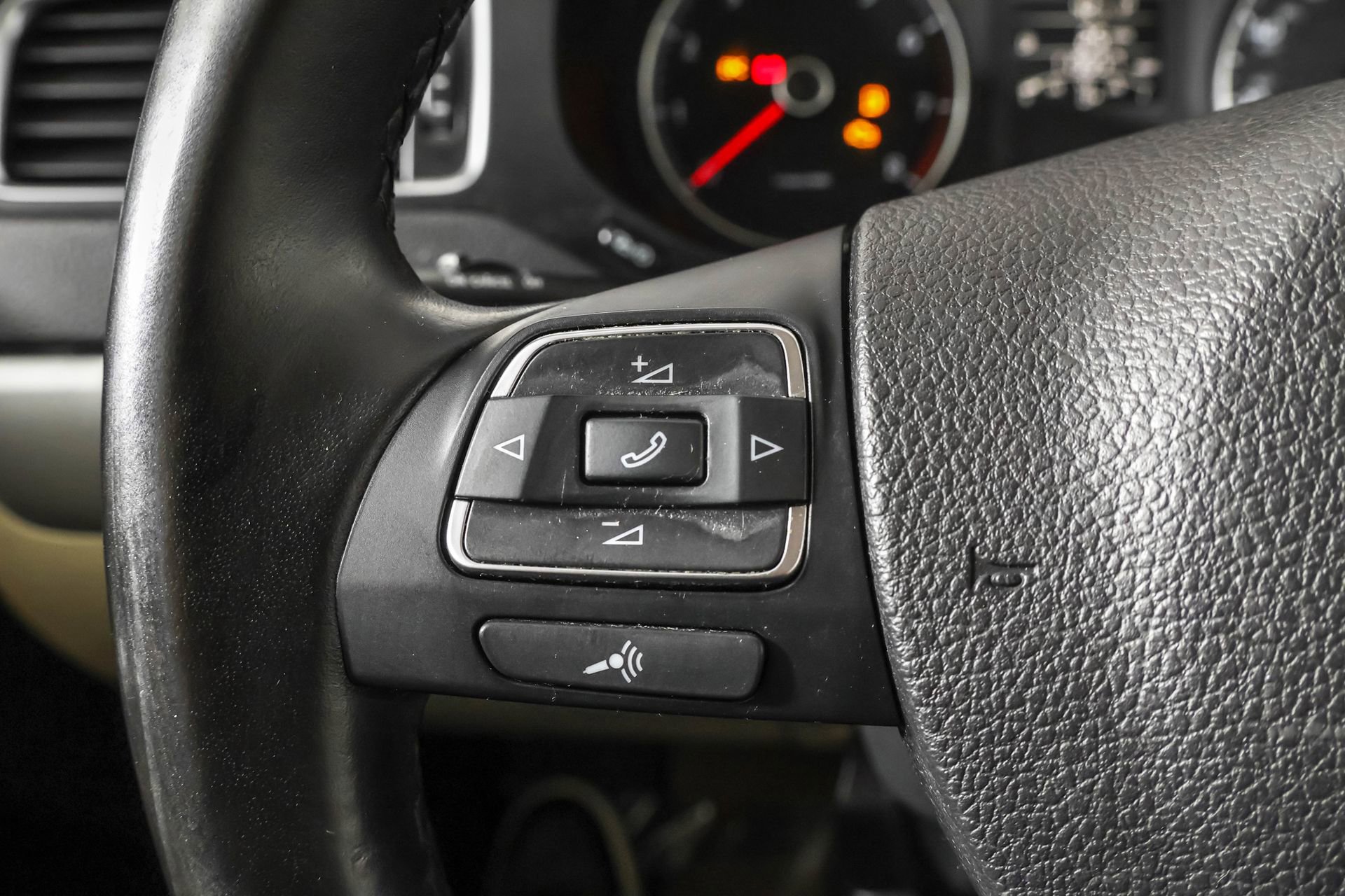 Used 2012 Volkswagen Jetta SEL image 27