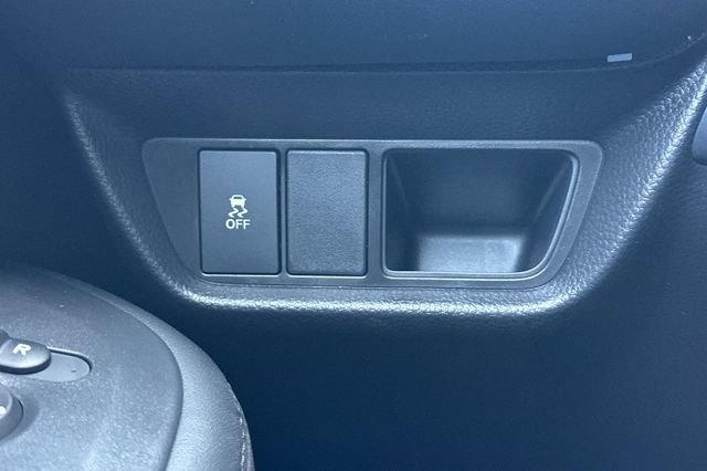 Certified 2026 Honda HR-V LX image 27