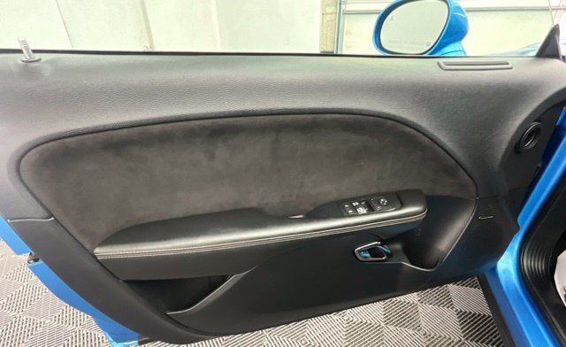 Used 2016 Dodge Challenger SRT Hellcat RWD image 16