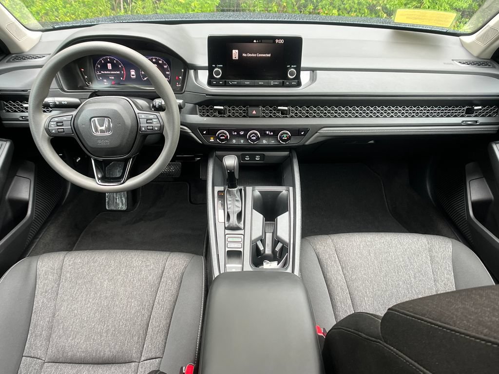Used 2023 Honda Accord EX image 13