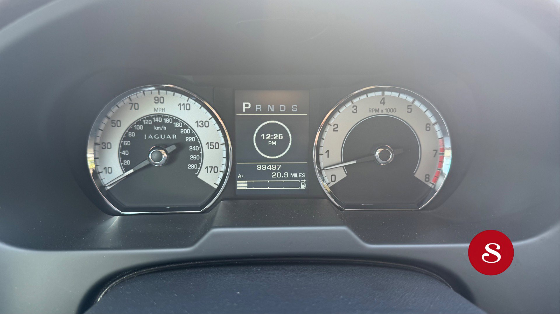 Used 2011 Jaguar XF image 12