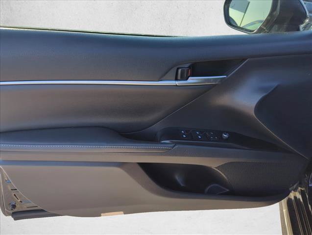 Certified 2019 Toyota Camry XSE FWD image 10
