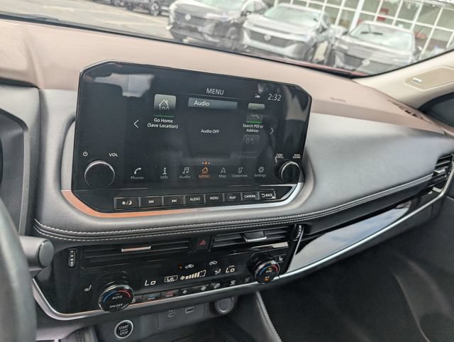 Certified 2023 Nissan Rogue SL w/ SL Premium Package AWD/4WD image 19