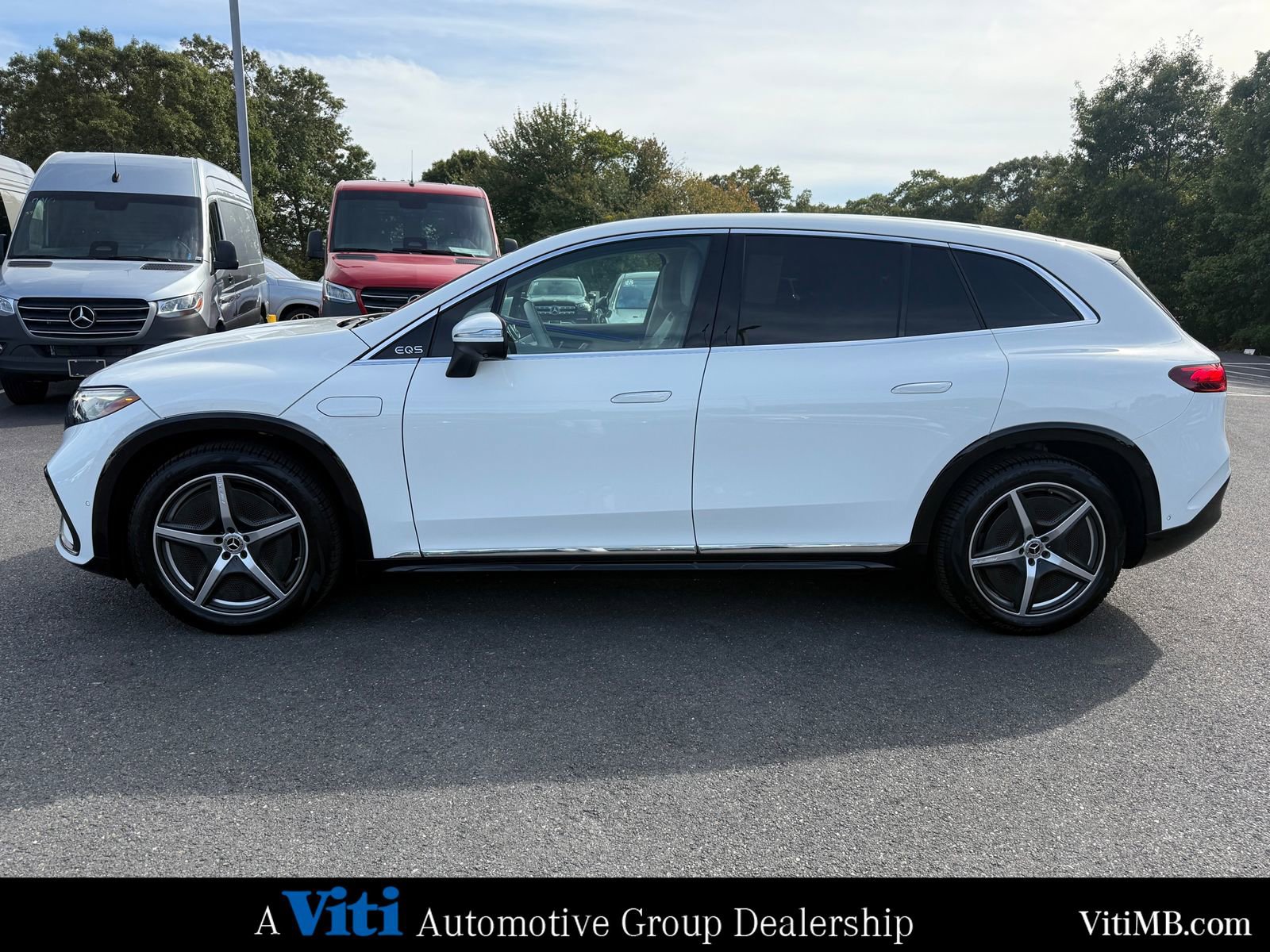 Certified 2023 Mercedes-Benz EQS 580 4MATIC SUV image 5