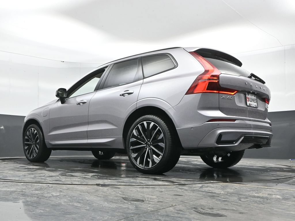 New 2026 Volvo XC60 T8 Ultra w/ Protection Package Premier AWD/4WD image 44