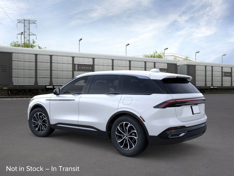 New 2026 Lincoln Nautilus Premier image 3