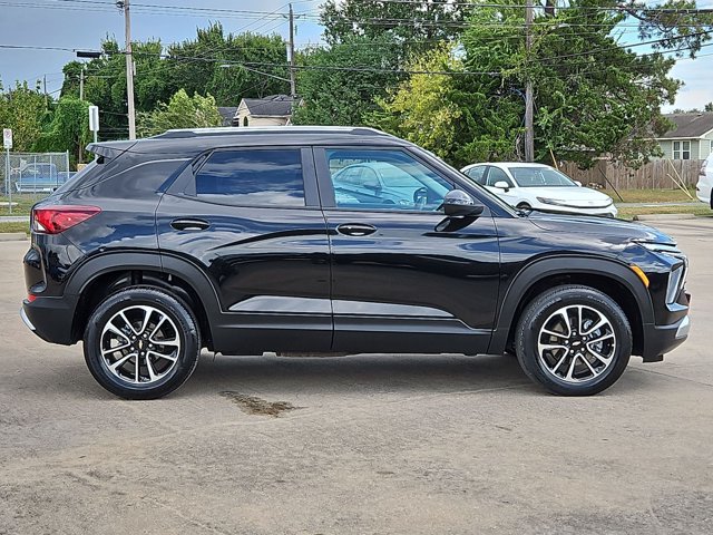 Used 2025 Chevrolet TrailBlazer LT AWD/4WD video 4