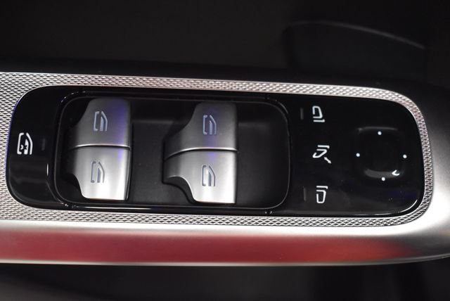 New 2026 Mercedes-Benz GLC 300 4MATIC image 21