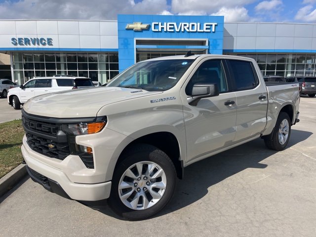 New 2026 Chevrolet Silverado 1500 Custom image 2