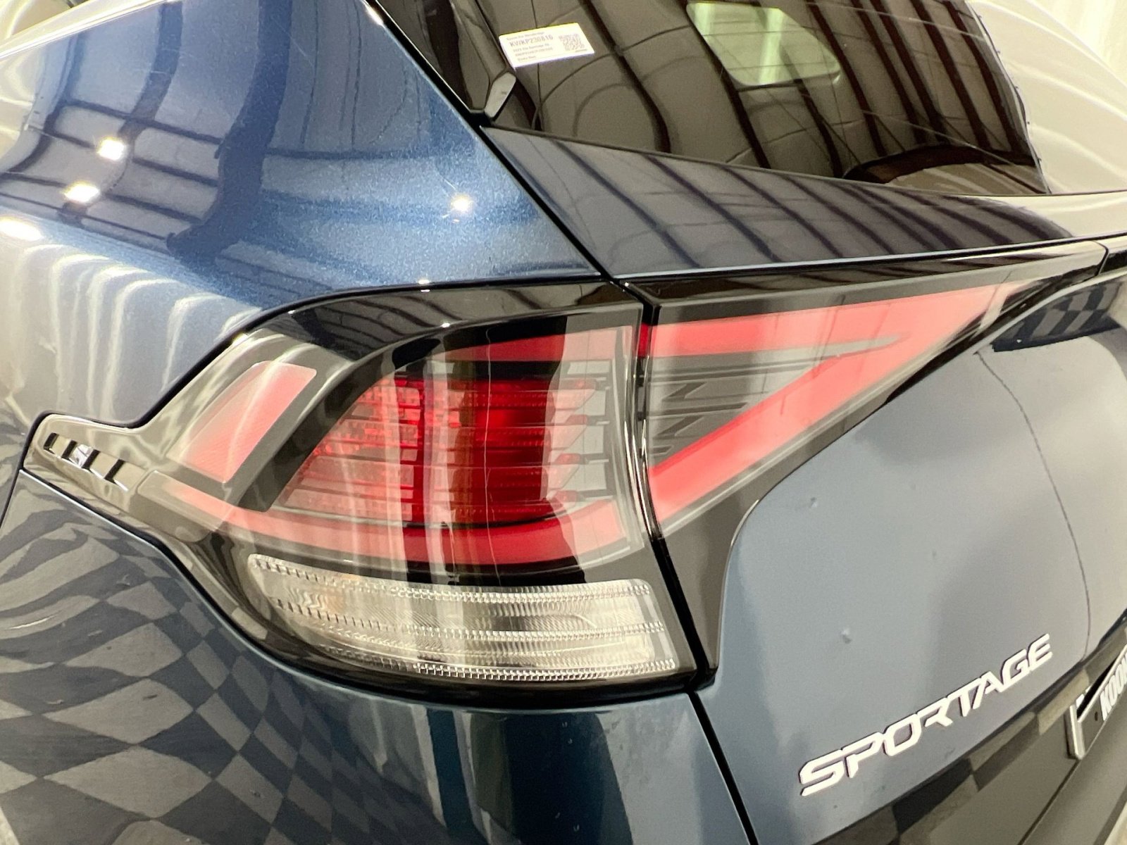 Used 2023 Kia Sportage EX image 16