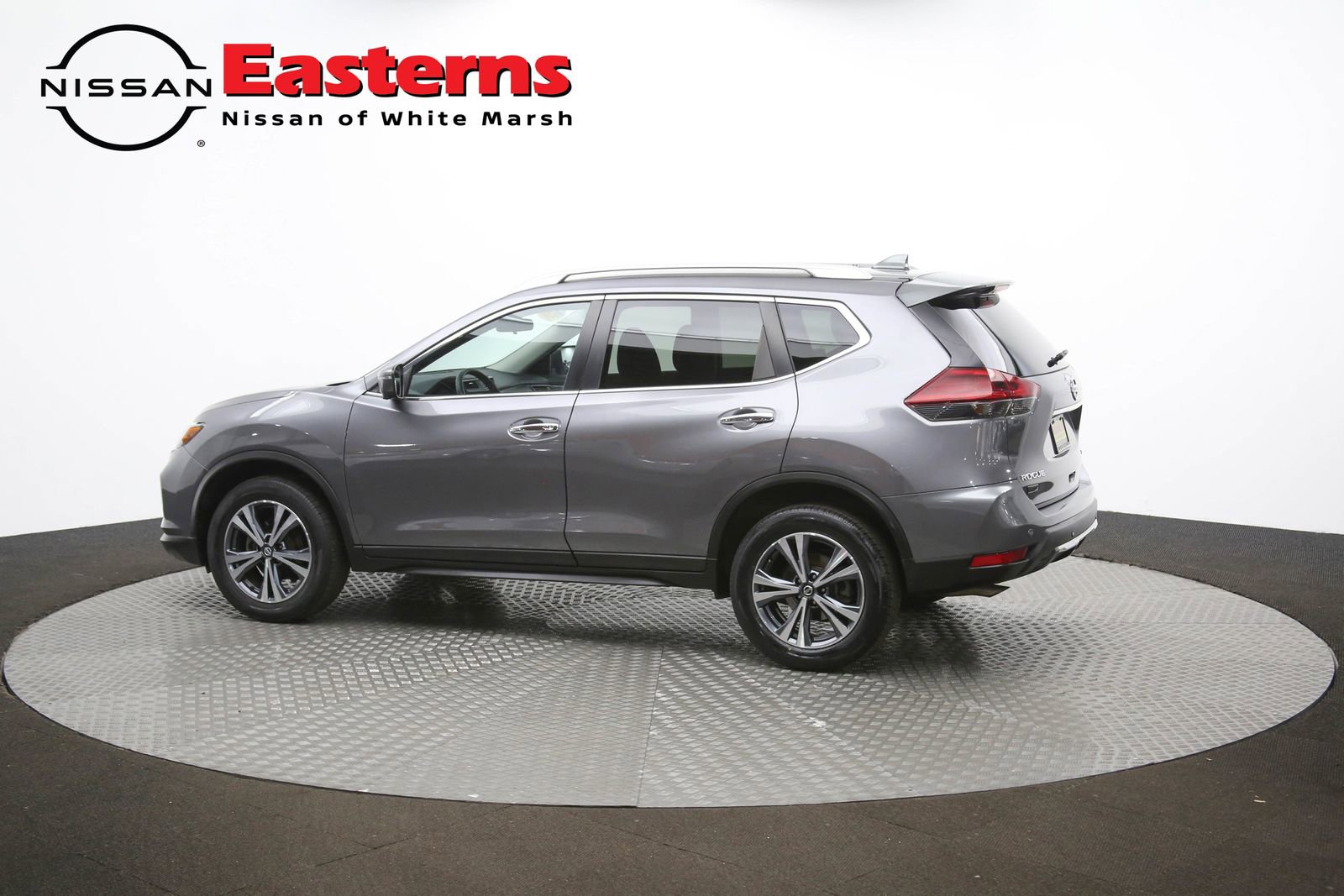 Used 2019 Nissan Rogue SV w/ Premium Package image 64