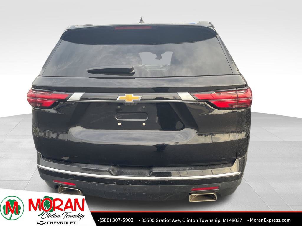 Used 2023 Chevrolet Traverse Premier AWD/4WD image 10
