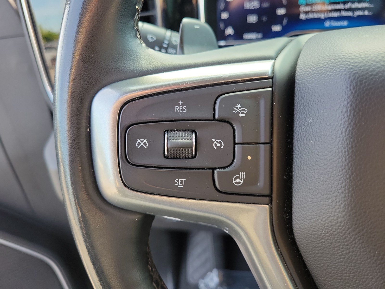Used 2024 Chevrolet Silverado 1500 RST w/ Rally Edition AWD/4WD image 18