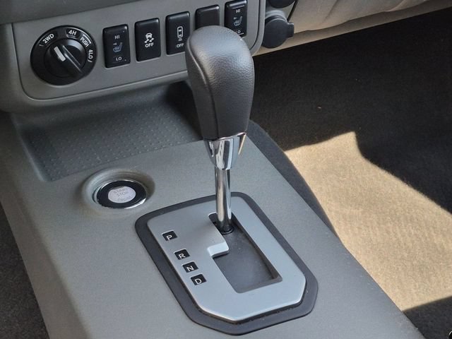 Certified 2021 Nissan Frontier SV w/ Midnight Edition Floor Mats AWD/4WD image 24