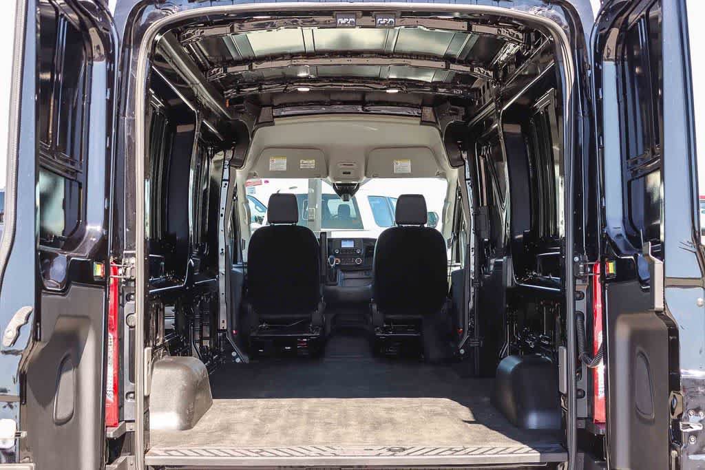 Certified 2025 Ford Transit 250 148 Medium Roof RWD image 29