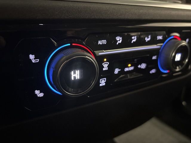 Used 2023 Chevrolet Silverado 1500 LT image 21