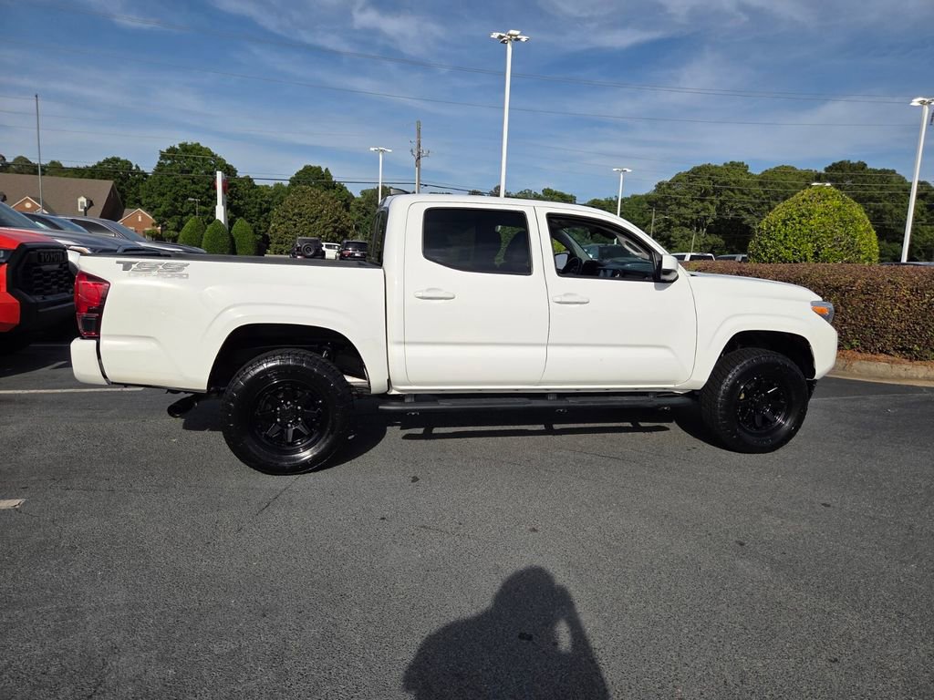 Certified 2023 Toyota Tacoma SR AWD/4WD image 11