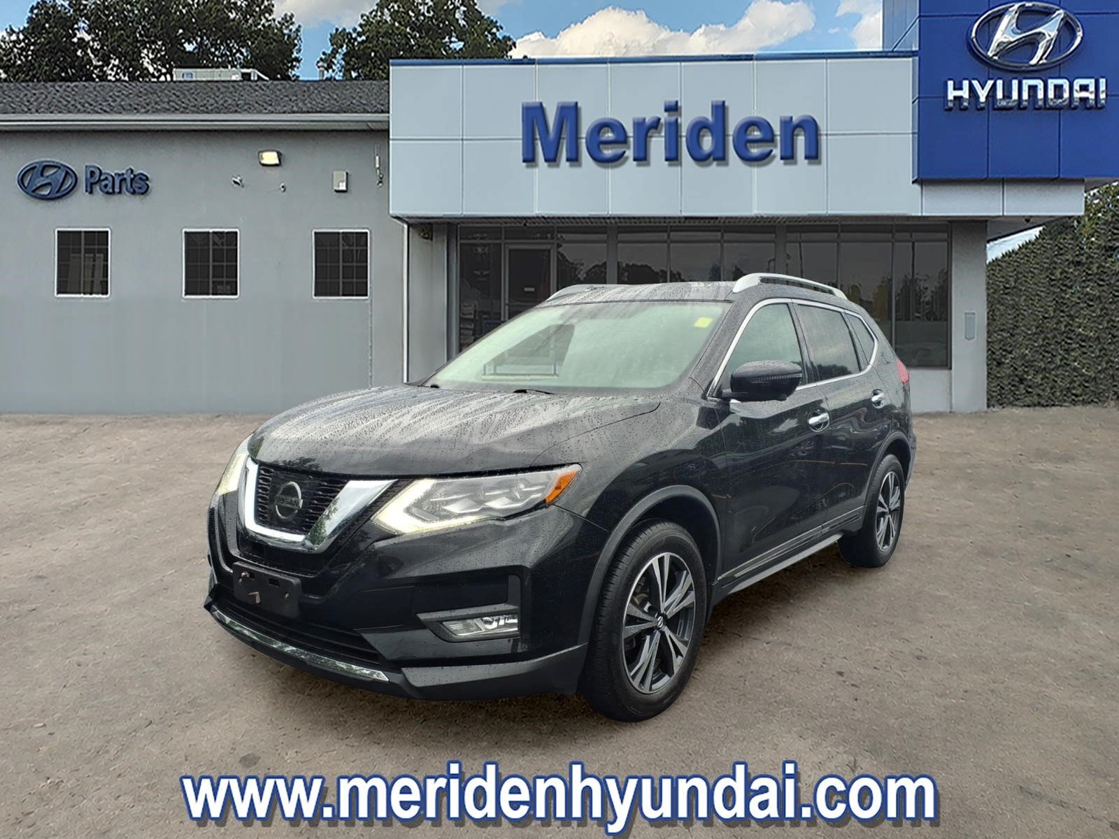 Used 2017 Nissan Rogue SL w/ SL Premium Package