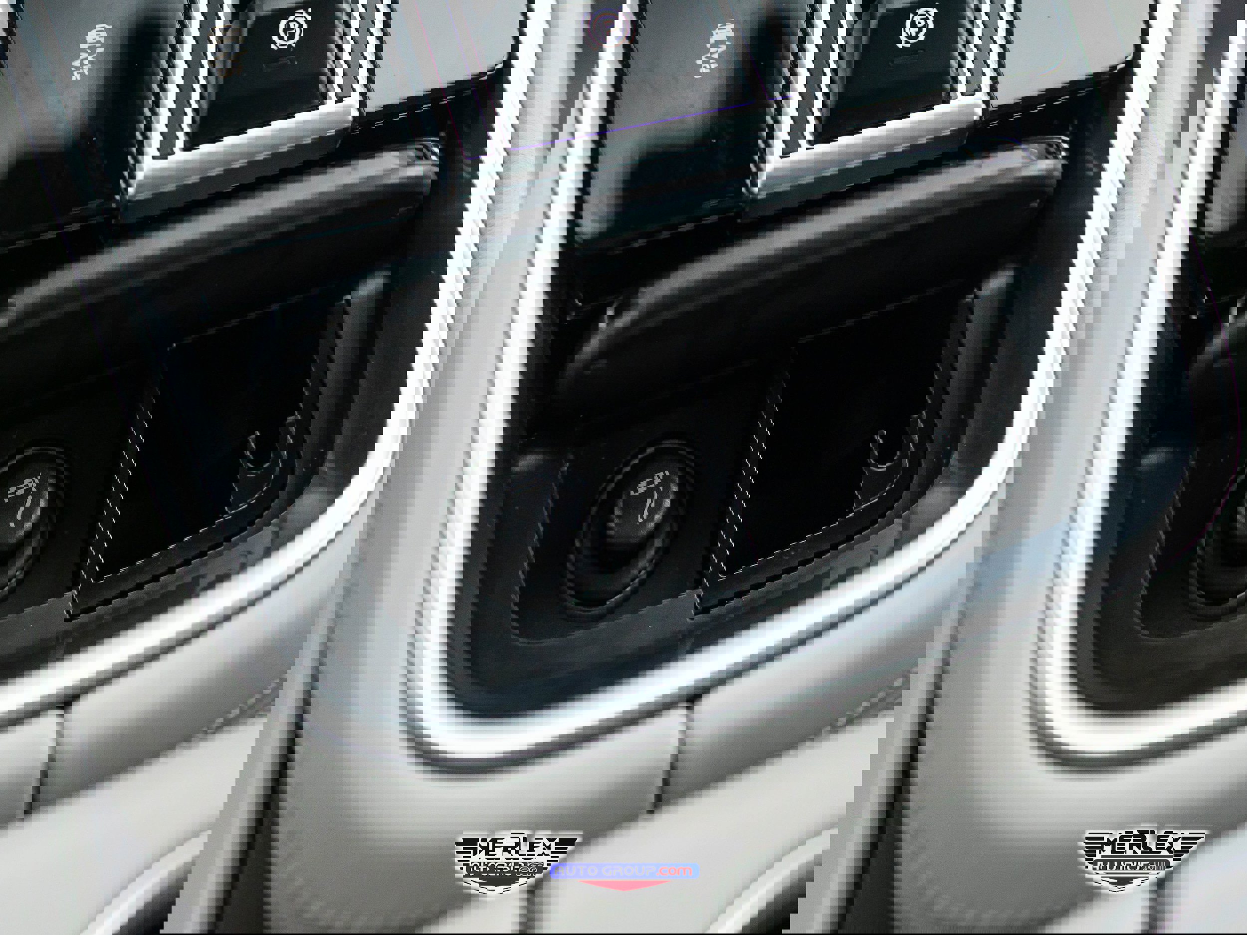 Used 2018 Porsche Panamera 4S w/ Premium Package Plus image 38