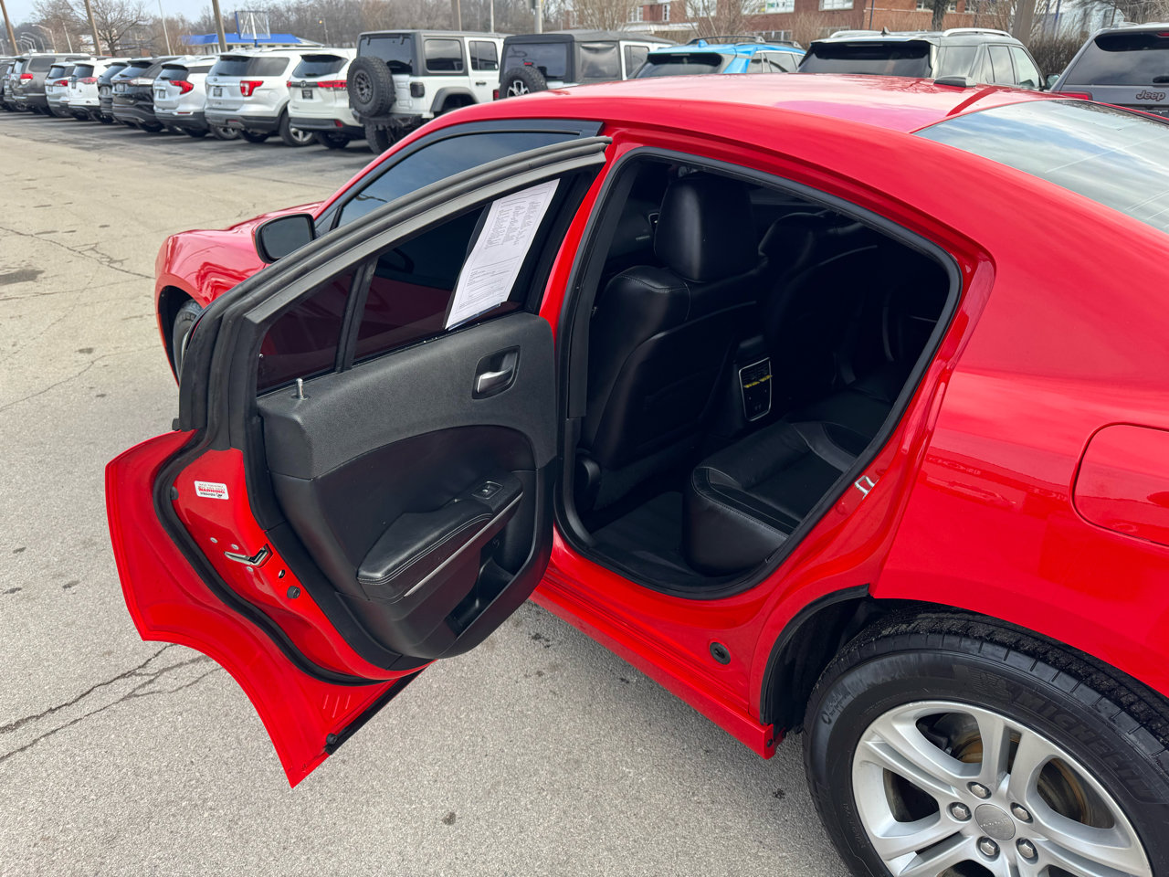 Used 2019 Dodge Charger SXT w/ Leather Interior Group image 13