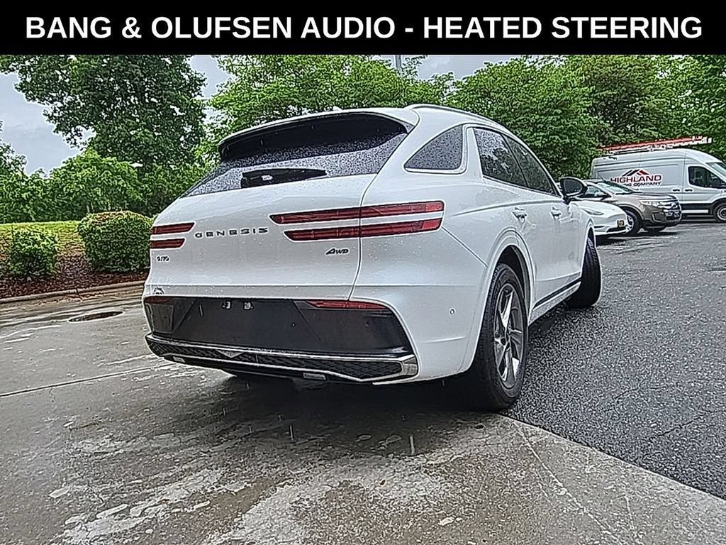 Used 2026 Genesis GV70 2.5T Advanced AWD/4WD image 2