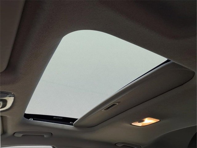 Used 2025 Hyundai Elantra SEL image 19