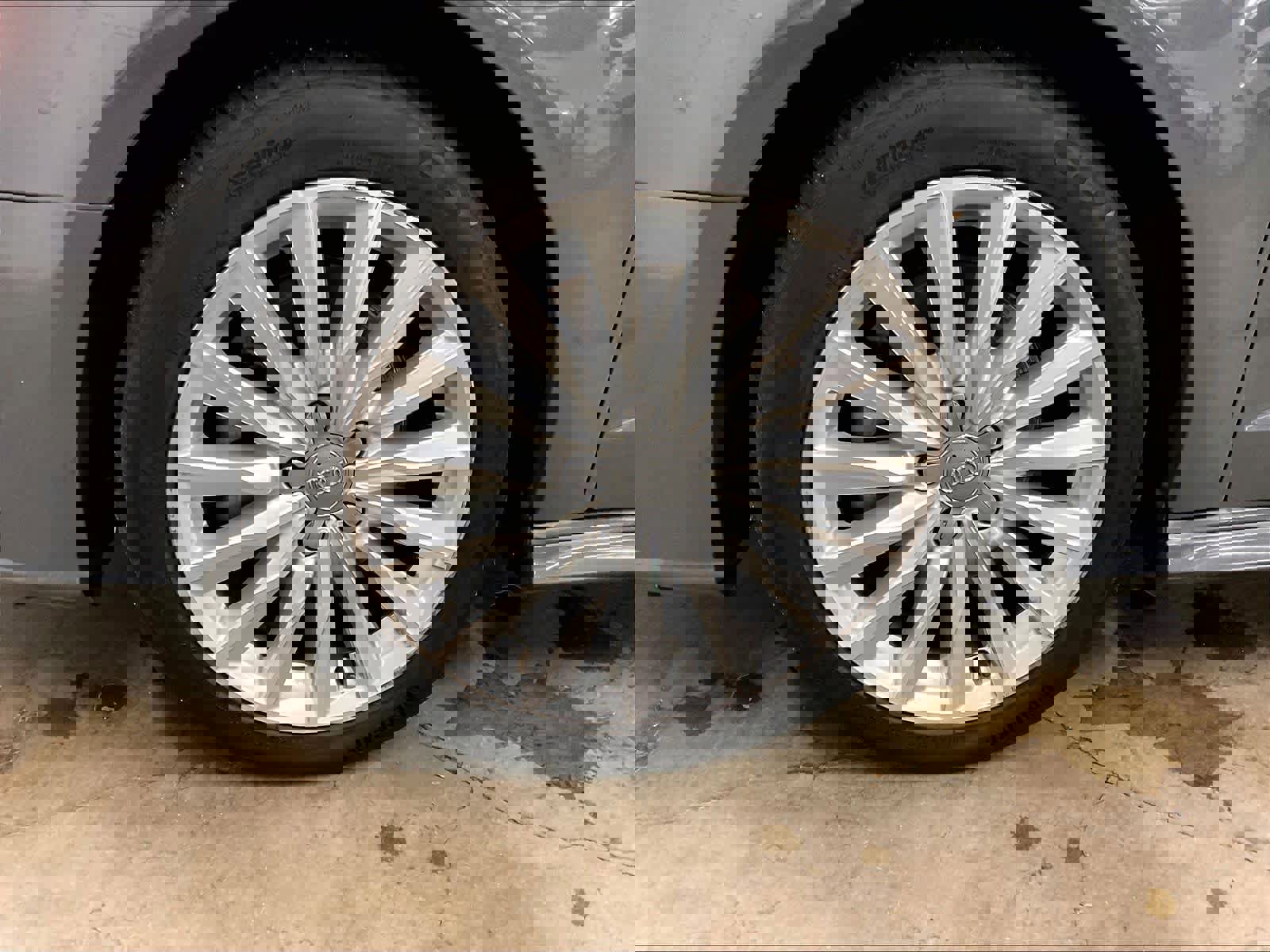 Used 2017 Audi A3 e-tron Premium image 11