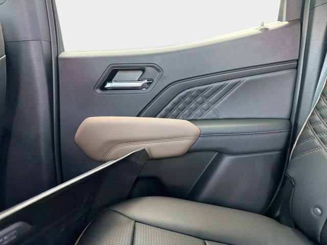 New 2026 GMC Canyon Denali w/ LPO, Denali Black Edition AWD/4WD image 13