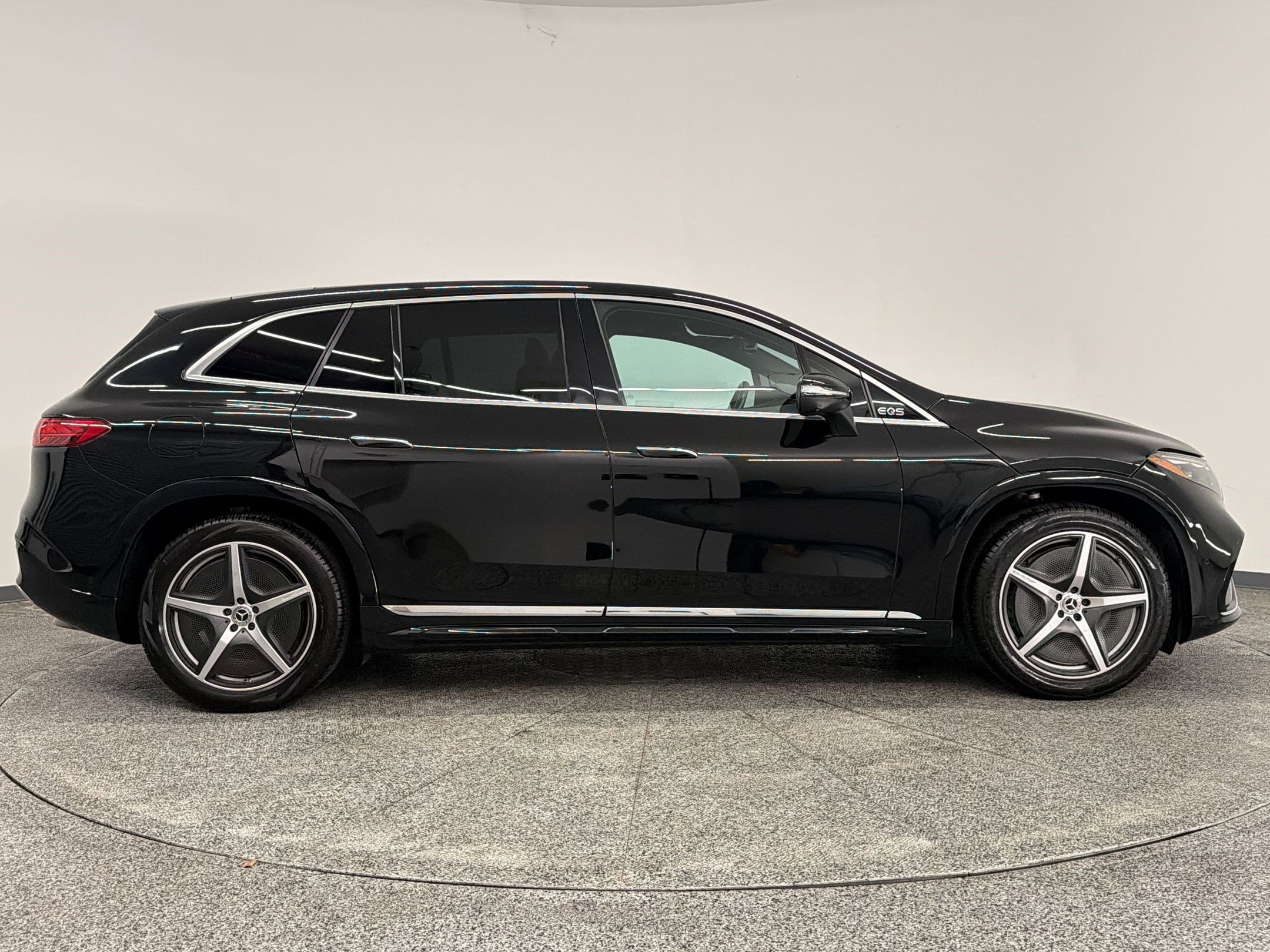 Certified 2023 Mercedes-Benz EQS 580 4MATIC SUV image 8