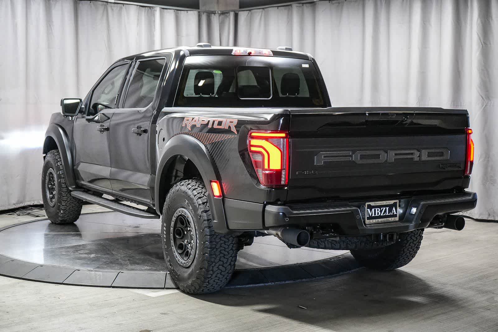 Used 2024 Ford F150 Raptor AWD/4WD image 9