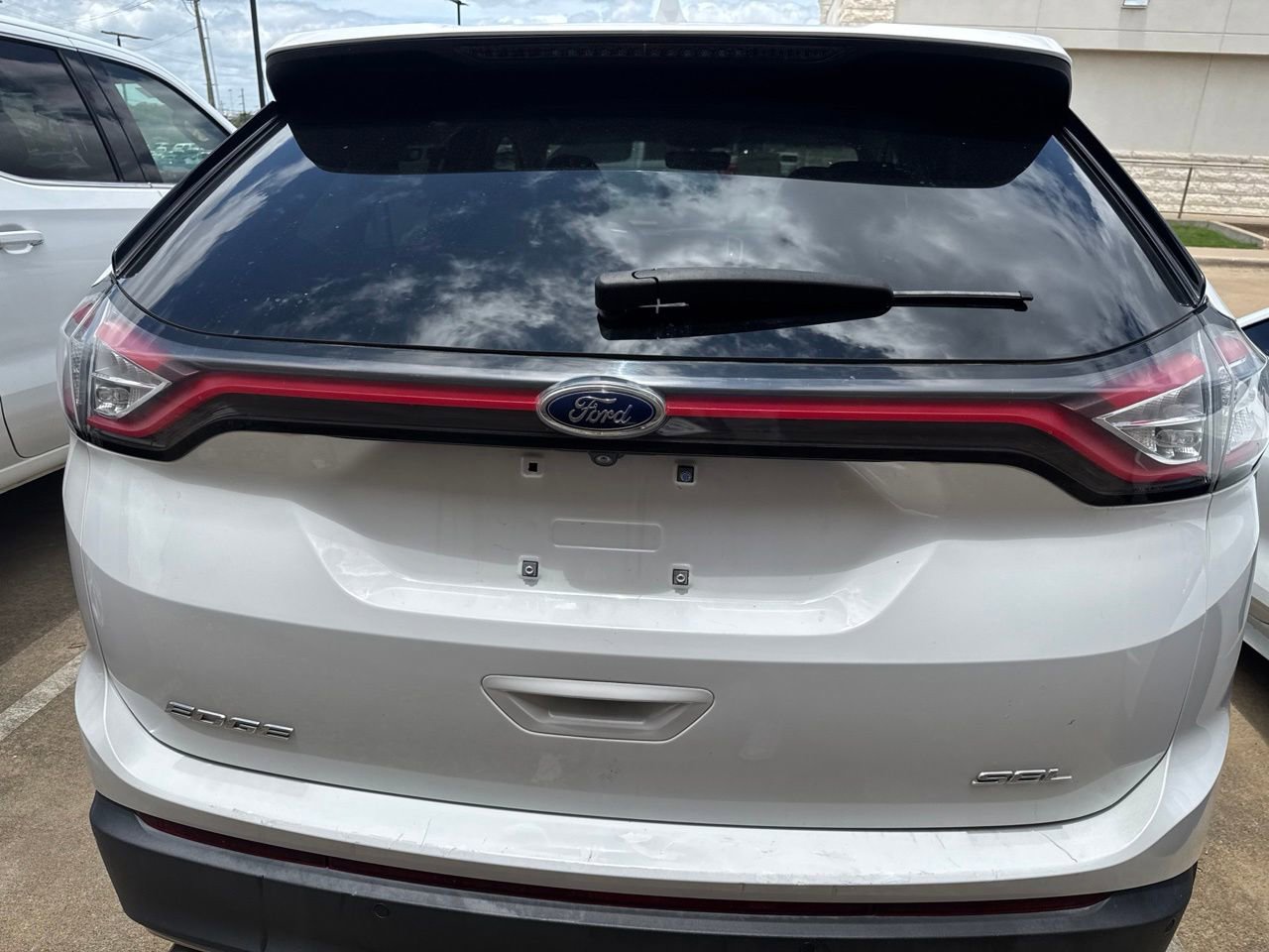 Used 2018 Ford Edge SEL FWD image 5