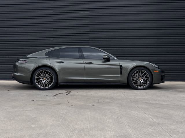 Certified 2023 Porsche Panamera Platinum Edition image 8
