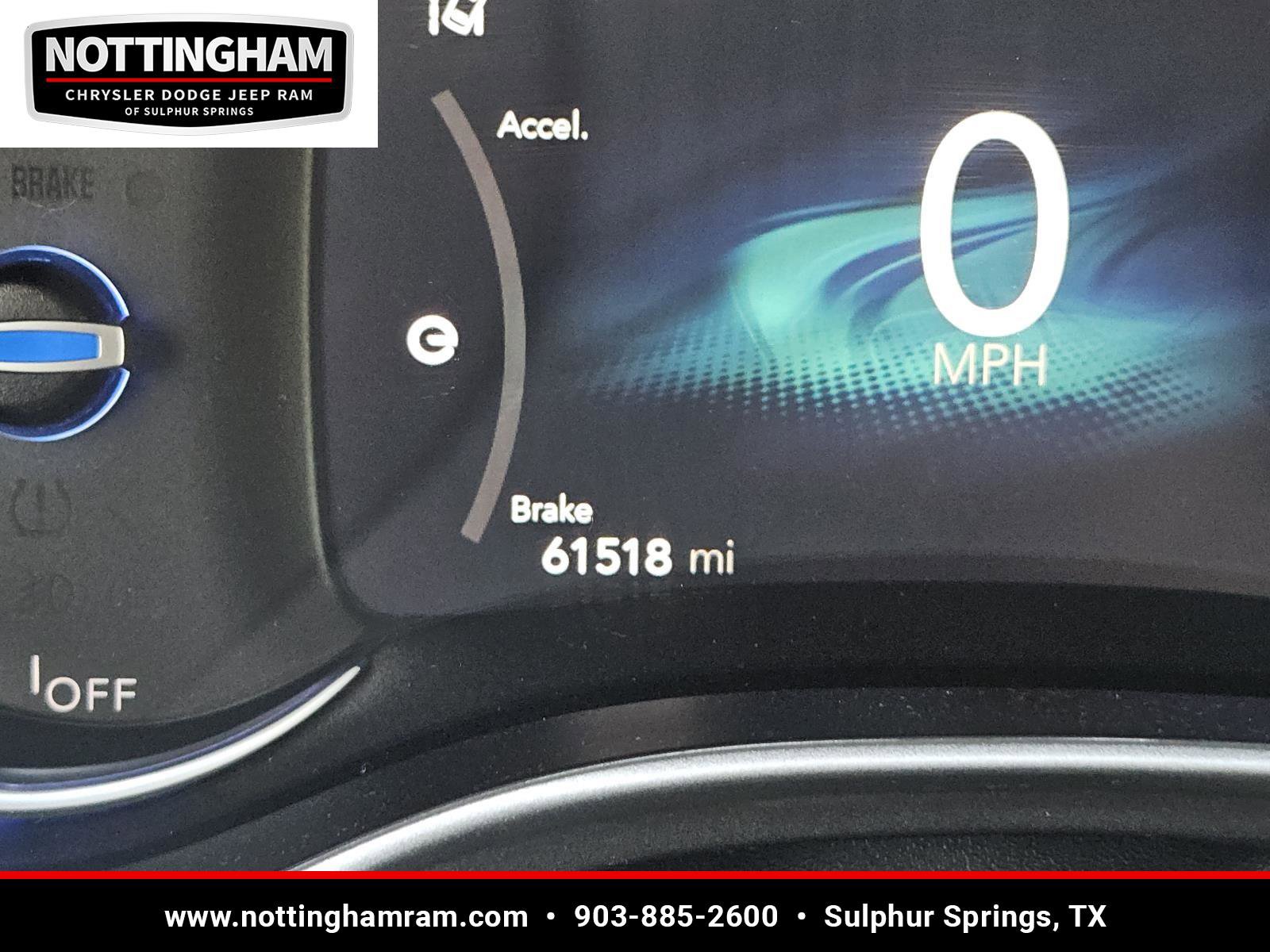 Used 2023 Chrysler Pacifica Touring-L image 20