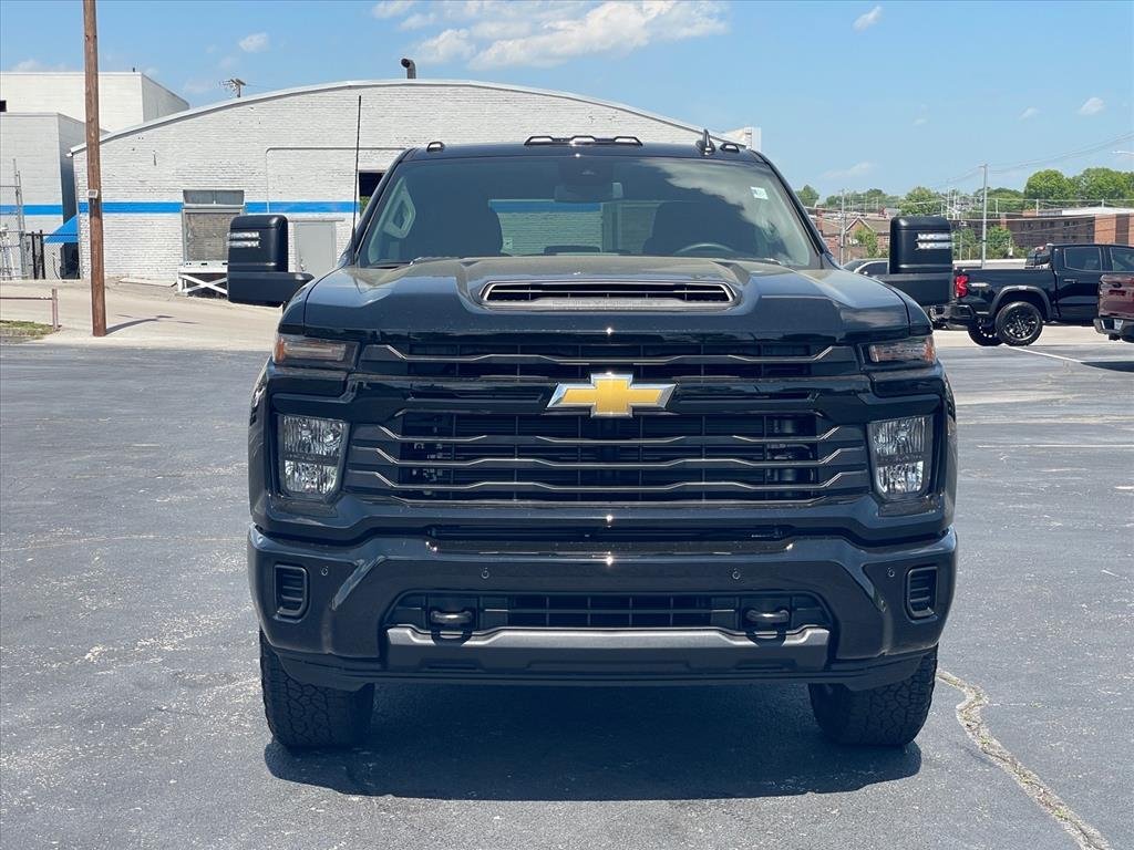 New 2026 Chevrolet Silverado 2500 Custom w/ Custom Value Package AWD/4WD image 2