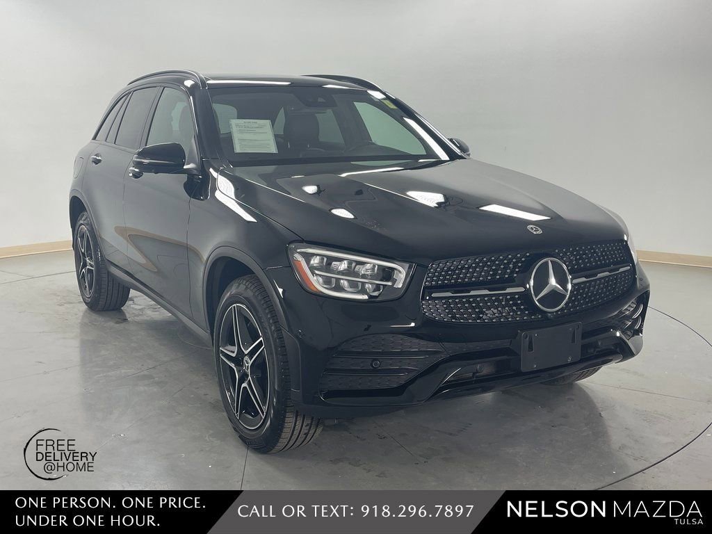 Used 2021 Mercedes-Benz GLC 300 4MATIC image 4