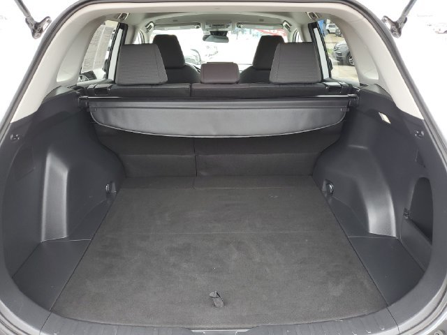 Used 2025 Toyota RAV4 XLE AWD/4WD image 30