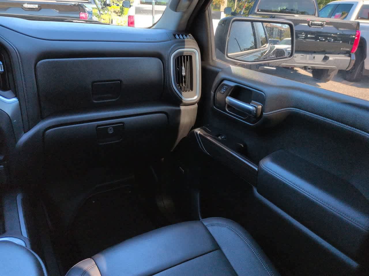Used 2022 Chevrolet Silverado 1500 RST w/ Redline Edition AWD/4WD image 16